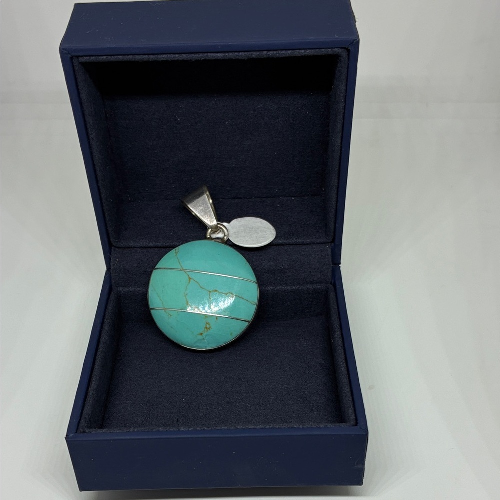 Turquoise Pendant Necklace